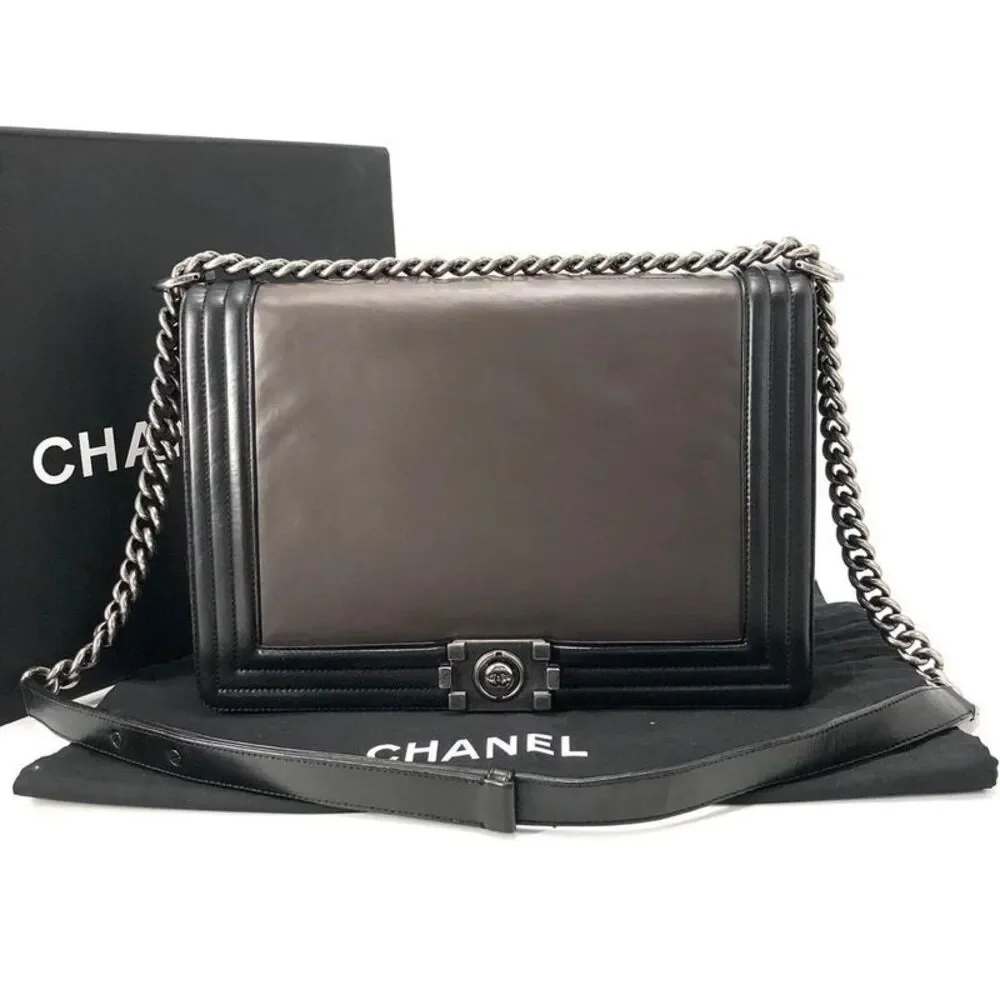 Chanel Women Pre-Loved Bag Very Good Condition